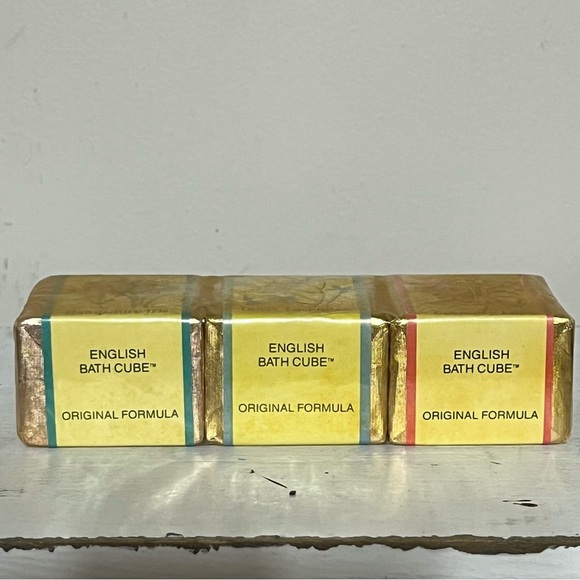 Vintage English Bath Cubes Hampshire Iris, Dover Lavender & Coventry Lily New - Picture 2 of 8